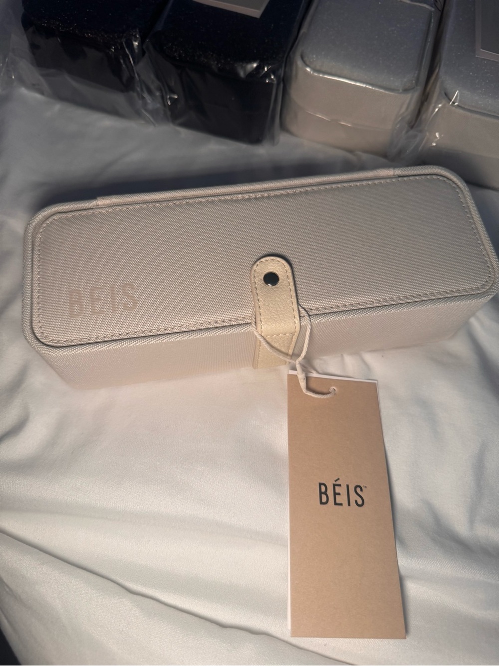 BEIS Light Beige Travel Jewelry Case